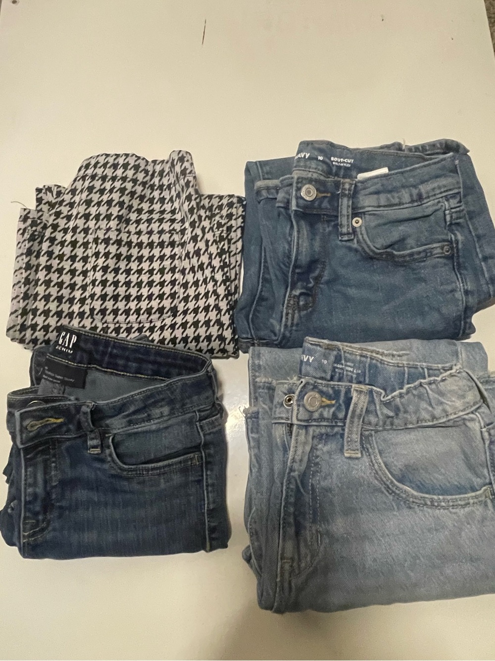 GAP & OLD NAVY Jeans & pants